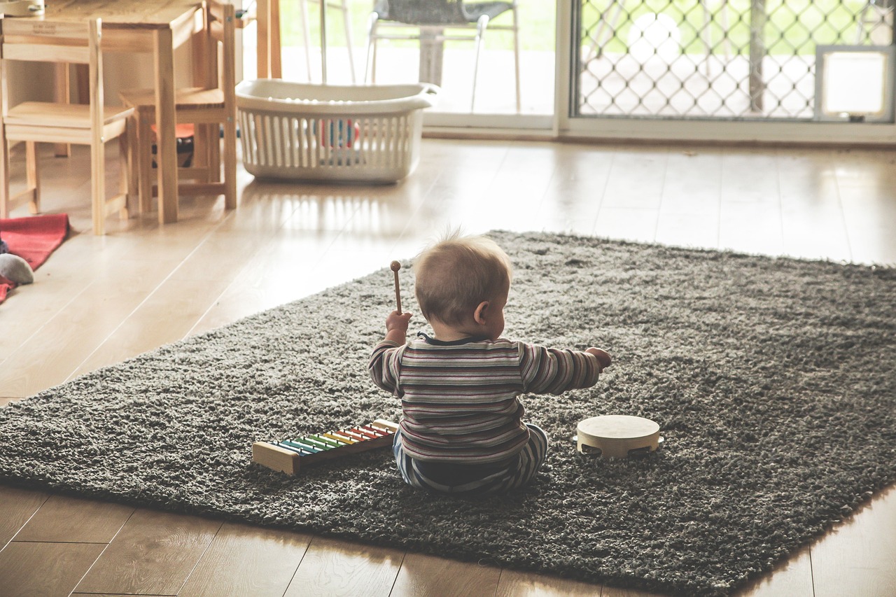 The Benefits of Playing Instruments from an Early Age